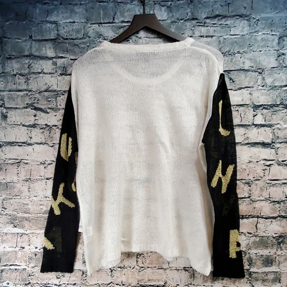 Hye Park and Lune | Venus White and Black Sweater - Picture 8 of 8